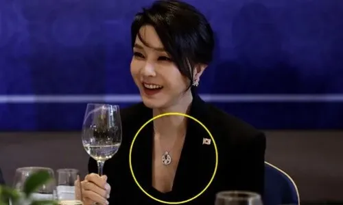 김건희에게 ‘현금’ 아닌 ‘목걸이’ 준 이유? “뇌물 제대로 갔나 보려고”