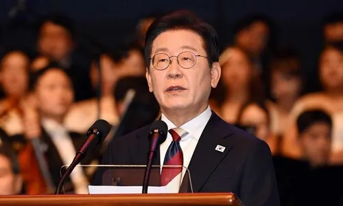 ‘과거사 직시’ 피한 이 대통령, 한일 ‘미래’ 강조…정상회담 앞 유화적 손짓