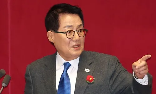 박지원 “애국가 부를 기회 5억·사면 100억…‘김건희 제보’ 추가”