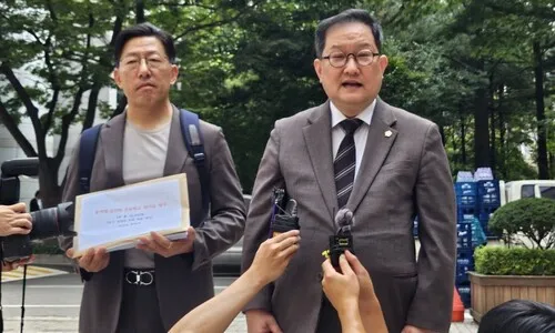 시민 1만2천명, 오늘 윤석열 부부에 ‘계엄 위자료’ 소송 제기