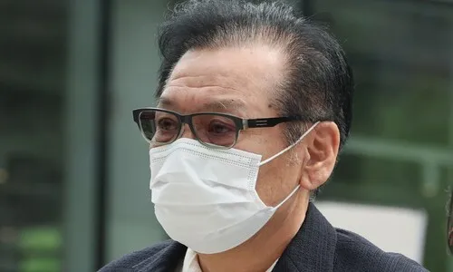 ‘통일교 청탁’ 건진법사 전성배 구속…법원 “증거인멸 염려”