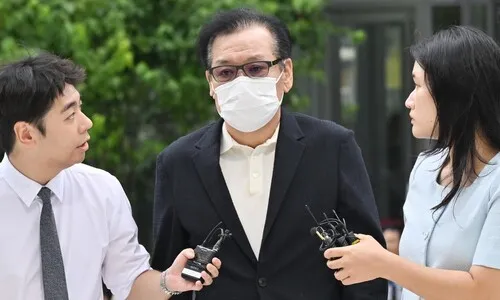 현직 감찰 담당 검찰 간부, ‘건진법사’에 인사 청탁 의혹