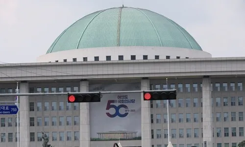 9월 정기국회 개회…국힘, 상복에 근조 리본 달고 참석키로