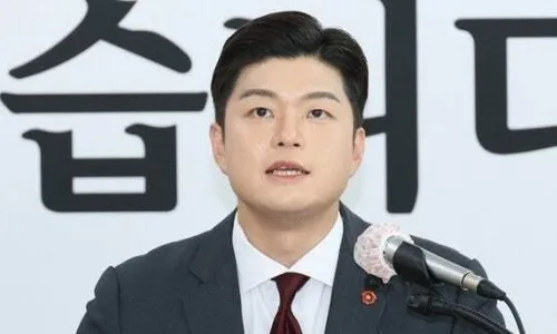 김용태 “전한길 어디 아픈 거 아닌가…너무 관심받고 싶어 해”