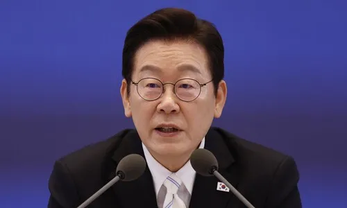 <font color="#FF4000">[속보]</font> 이 대통령, 미 한국인 구금에 “기업들 직접투자 망설일 것”