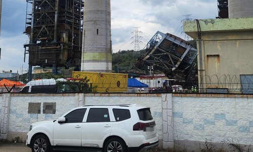 “매일 출퇴근 같이 했는데…” 매몰 현장 맴돌며 동료들도 노심초사
