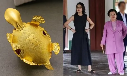 <font color="#FF4000">[단독] </font>이배용, 김건희에 금거북이 전달 인정…“적임자는 나” 청탁 카톡 나왔다