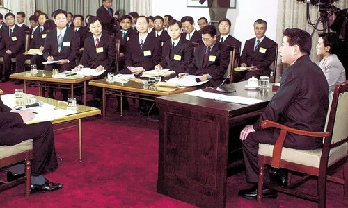 고졸 노무현 대통령에 학번 묻던 그 검사, 상설특검 후보 됐다