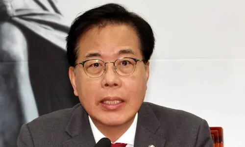 송언석 “우리 당엔 윤석열 대통령 없다…민주, 엮으려 악의적 선동”