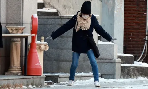 내일 중부지방 눈·비…강추위 누그러지지만 ‘살얼음 주의’