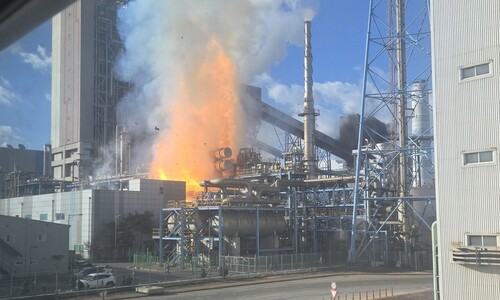 태안화력 ‘가스 폭발’ 추정 화재…2명 화상 태안화력 ‘가스 폭발’ 추정 화재…2명 화상