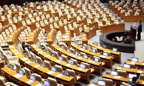 본회의장 지킨 국힘 ‘고작 4명’…필리버스터 1시간 반 만에 본회의장 지킨 국힘 ‘고작 4명’…필리버스터 1시간 반 만에