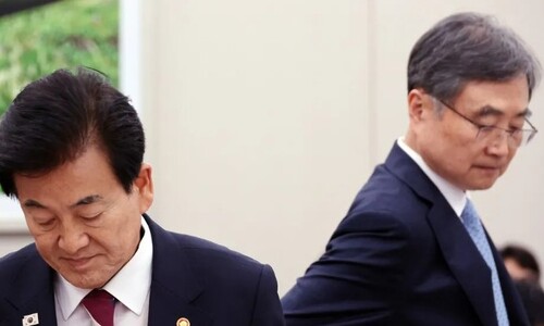 대북정책 두고 통일부·외교라인 번번이 이견 노출…이 대통령 나설까 대북정책 두고 통일부·외교라인 번번이 이견 노출…이 대통령 나설까