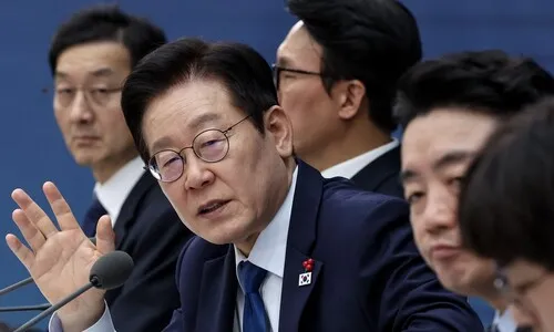 대통령실 “업무보고 생중계, 수술실 CCTV 같아…감시받겠단 뜻”