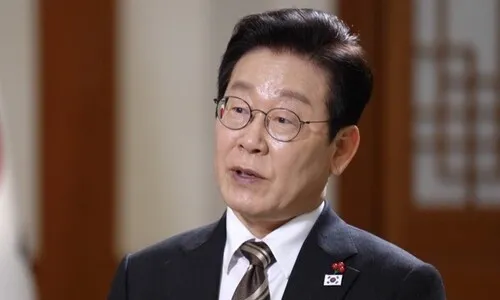 이 대통령 “‘하나의 중국’ 존중…한·중 정상, 1년에 한 번씩 만났으면”