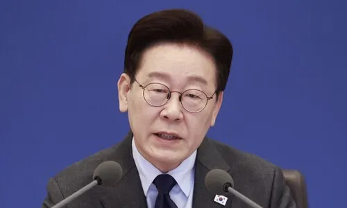 이 대통령, 49억7천만원 신고…인세·ETF투자로 18억8천만원 증가