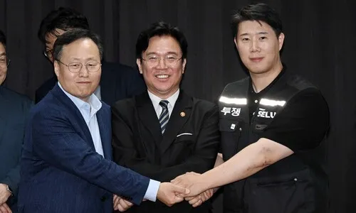 삼성전자노조 ‘잠정합의안’ 투표율 80% 넘겨…노-노 갈등은 확대