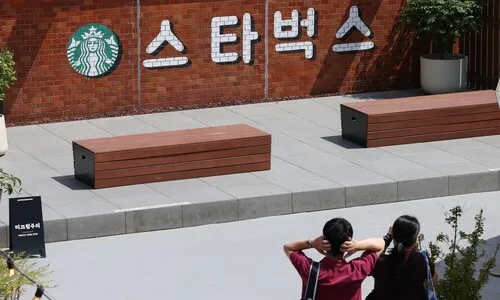 스벅 불매 ‘선거 쟁점’으로…국힘 “국가 폭력”-민주 “일베식 정치”