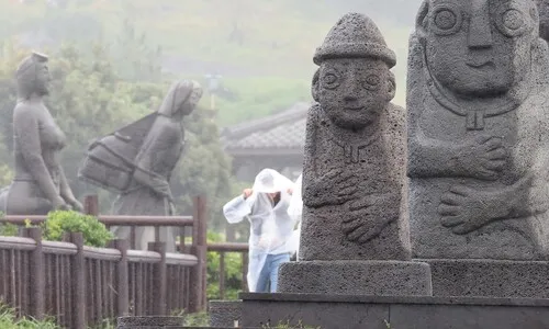 “출근길 우산 챙기세요”…오늘 저녁까지 비