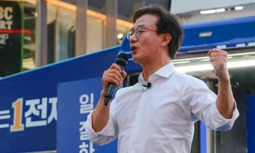 예측 불허 부산시장, 0시 현재 전재수 7.5%p 앞서…격차 줄어