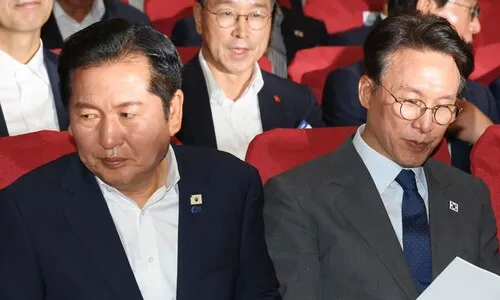 민주, ‘보완수사권 폐지’ 8월 전당대회 전 처리 가닥