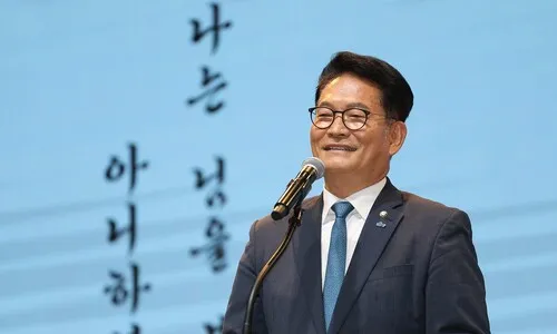 ‘노무현 적통 공세’ 송영길, 정청래 전 대표에게 사과