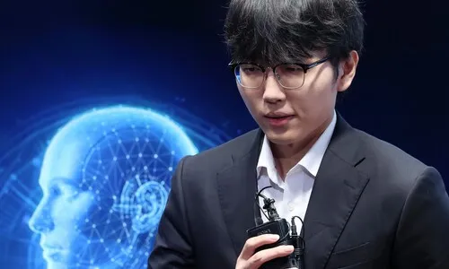 AI 뛰어넘은 ‘인류 대표’ 신진서 “나도 모르는 길로 갔다”