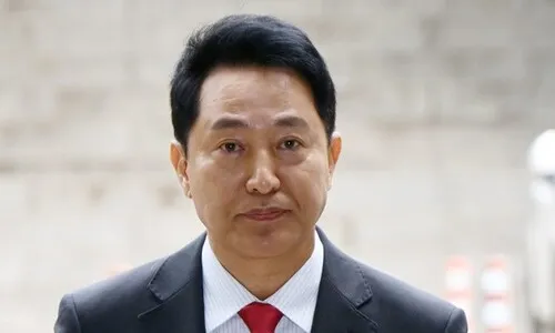 <font color="#FF4000">[속보] </font>법원, 내일 오세훈 시장직 걸린 ‘여론조사비 대납’ 1심 중계 허가