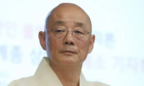 MB 정권 비판하던 명진스님 입적…서귀포서 해양사고