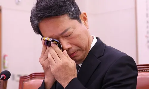 <font color="#FF4000">[단독] </font>김승원, 정 판사 재판부 사건 수임…“안 했다” 청문회 해명과 배치