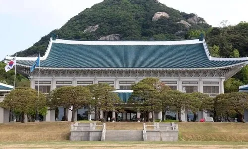 내일 NSC ‘호르무즈 파병’ 논의 않기로…반대 여론 높자 ‘속도 조절’