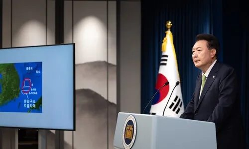 윤석열의 ‘대왕고래 쇼’…감사원 “140억 배럴 탐사 확률 0.000218%”