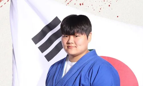 <font color="#FF4000">[속보] </font>김민영, 한국 쿠라시 AG 첫 금메달…여자 87㎏ 초과급 우승