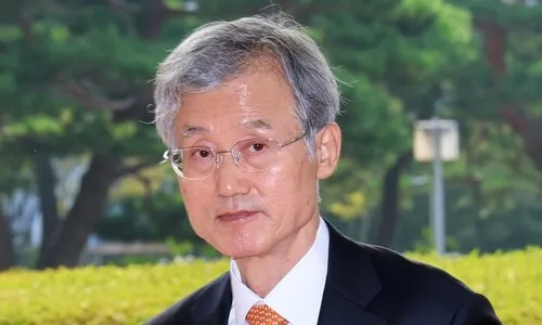 박지원 “조희대, 대통령 나오려고…국감서 맞짱 뜰 것”