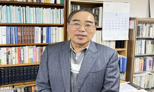 [짬] 남북 코리안의 삶과 영혼 기록하려 37년째 북한 문학 연구