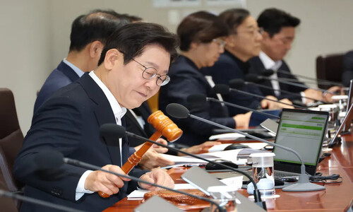 [Editorial] Cho Kuk’s pardon must serve as impetus for prosecution reform