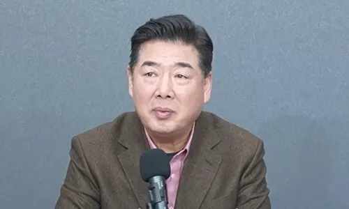 “‘내란 전두환’ 미화는 해당행위”…국힘 서울시당, 고성국 ‘탈당 권유’ 의결