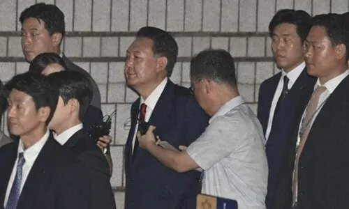 윤석열, 강제구인 또 거부…내란 특검 “바로 기소 검토”
