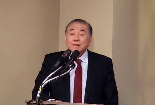 Moon Chung-in, South Korea's special presidential advisor for unification, foreign affairs and national security, speaks at a seminar on North Korea hosted by the Center for the National Interest in Washington, DC, on Jan. 6. (Hwang Joon-bum, Washington correspondent)