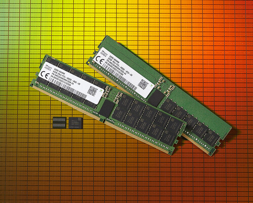 The world’s first DDR5 DRAM chips launched by SK Hynix on Oct. 6. (provided by SK Hynix)