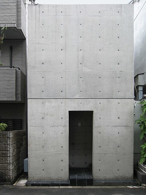 노출콘크리트 공법으로 만들어진 안도 다다오의 스미요시 연립주택(住吉の長屋),
오사카, 1976년 작품. 위키미디어 코먼스