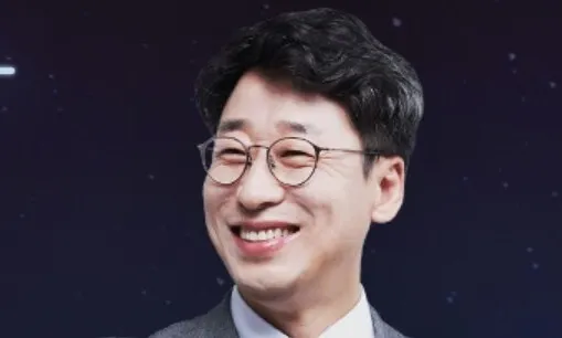 청와대 대변인에 시사평론가 김성완…“국민과 더 소통하겠다”
