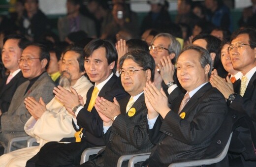  the newly-elected chairman of a newly-formed party being called the People’s Participation Party