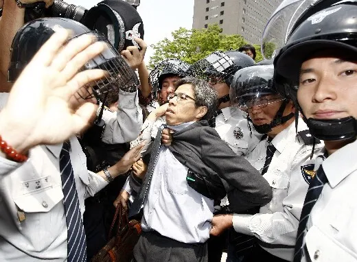  the lawyer working on behalf of victims and bereaved family members of the Yongsan tragedy