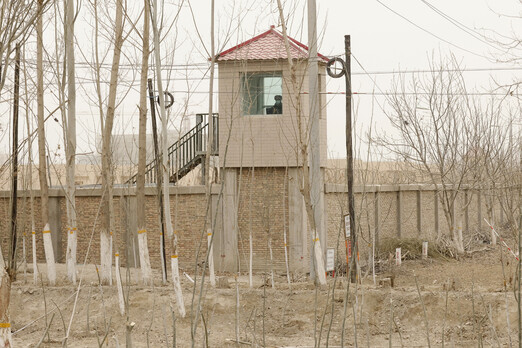 중국 ‘수용소 공안파일’ 해킹됐다…“위구르족 도망치면 쏴죽여”