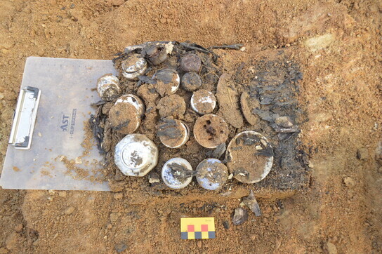 The original cosmetics containers of Princess Hwahyeop after being excavated in 2016
