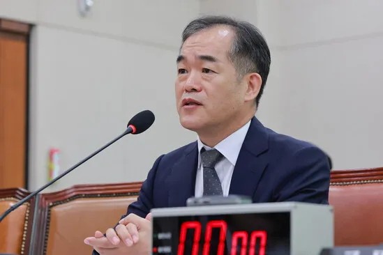 경찰, 수사부서에 2천명 추가 배치…수사관엔 특진·가점 ‘유인책’