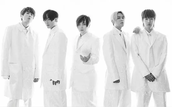 6년 만에 다시 뭉친 H.O.T. ‘캔디’ 부른다