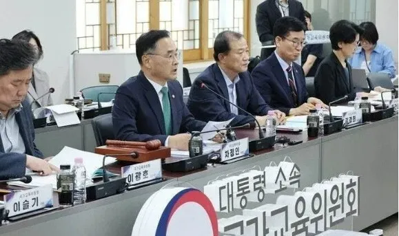 [사설] 고교 절대평가, 다른 전형으로 ‘경쟁 이전' 부작용 없어야