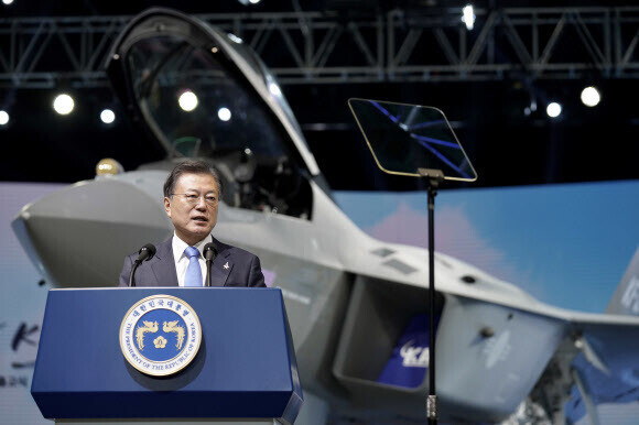 South Korean President Moon Jae-in speaks during Friday’s official rollout of the KF-21 Boramae at the Korea Aerospace Industries facility in Sacheon, South Gyeongsang Province. (Yonhap News)